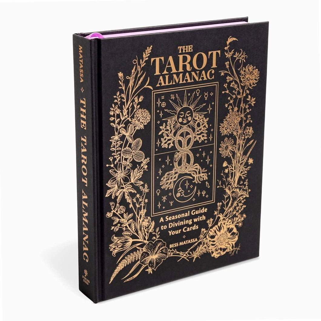 Union Square & Co. - The Tarot Almanac: A Seasonal Guide to Divining