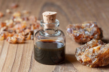 Load image into Gallery viewer, Organic Frankincense
